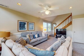 TV, DVD player - Ocean-view home with amazing sunset vista, pool access, steps to beach boardwalk (Avon)