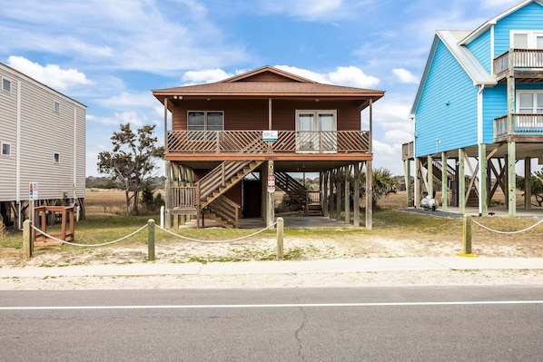 Unclassified image, 1 of 29, button