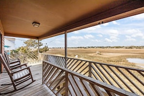 Unclassified image, 5 of 29, button