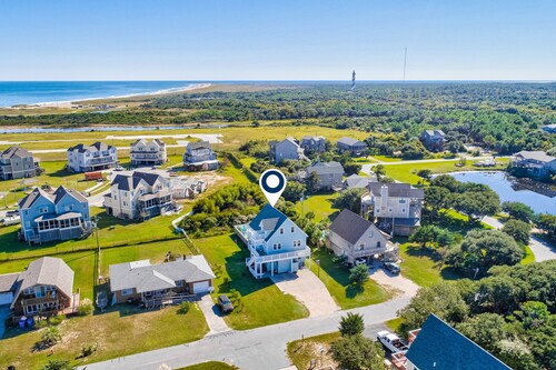 Dog-friendly home with private pool, hot tub, ocean view, & high-speed WiFi