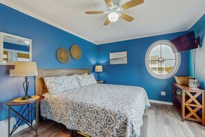 4 dormitorios, tabla de planchar con plancha, wifi gratis y ropa de cama