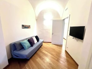 Téléviseur, bureau
