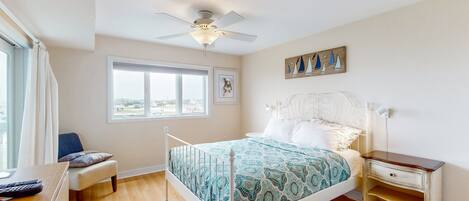 2 عدّة غرف نوم وواي فاي مجانًا وملاءات أسرّة