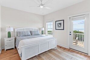 5 bedrooms, free WiFi, bed sheets