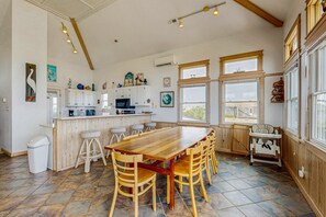 Dining - Dog-friendly house with ocean view, pool access, washer/dryer, & tennis court (Avon)