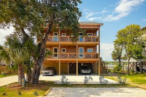 Exterior - Custom home on the Intracoastal with water views, pool, dock, & decks (Holden Beach)