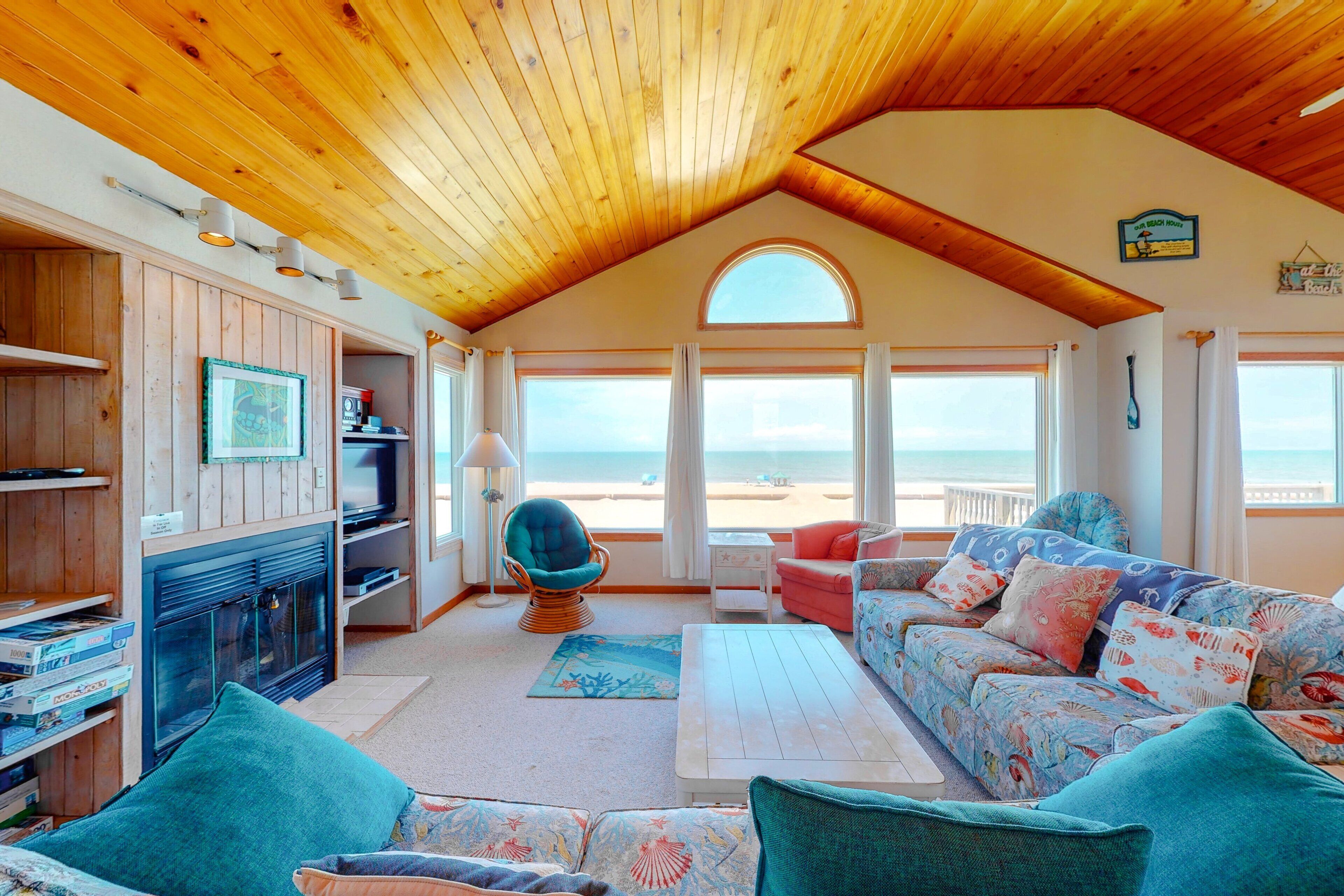 TV, fireplace, DVD player, stereo