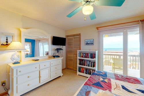 Grand beach home with 2 porches, private pool, hot tub, media room, & ocean view