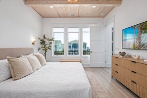 4 Schlafzimmer, Bügeleisen/Bügelbrett, Reisekinderbett, kostenloses WLAN