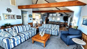 TV, fireplace, DVD player