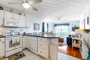 Coffee/tea maker, fridge, microwave, oven - Condo near the beach with pool, BBQ area, balcony, & fireplace (Holden Beach)
