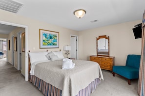 3 bedrooms, free WiFi, bed sheets