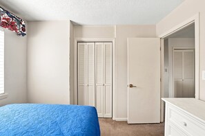 3 chambres, Wi-Fi gratuit, draps fournis