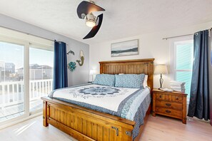 4 bedrooms, travel cot, free WiFi, bed sheets