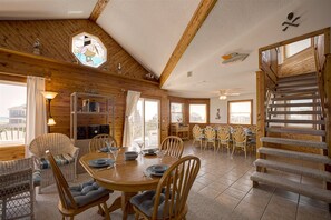 Dining - Pelican Watch: Ocean-side, outdoor pool, private hot tub (Avon)