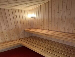 Sauna - 5 Star Holiday Home in Aakirkeby (Akirkeby)