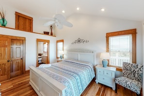 7 bedrooms, iron/ironing board, free WiFi, bed sheets