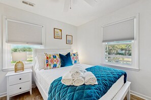 3 soverom, wi-fi (inkludert) og sengetøy