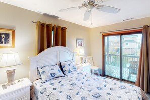 4 bedrooms, free WiFi, bed sheets