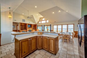 تناول الطعام