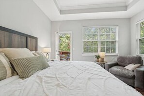 4 habitaciones, tabla de planchar con plancha y wifi gratis 