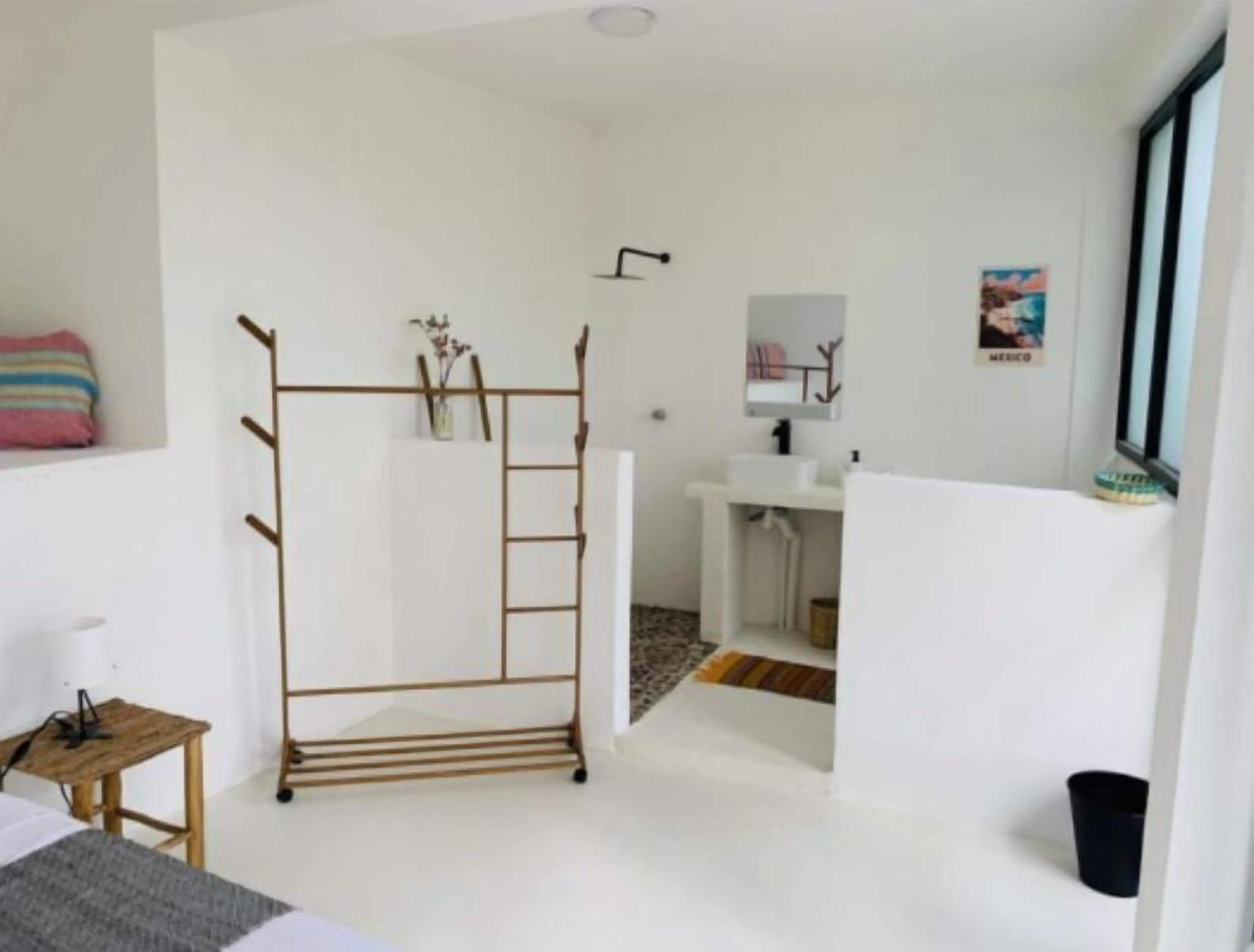 Basic Double Room | Free WiFi