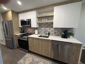 Microwave, oven, stovetop, dishwasher