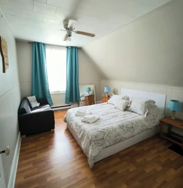 3 chambres, fer et planche Ă repasser, Wi-Fi, draps fournis