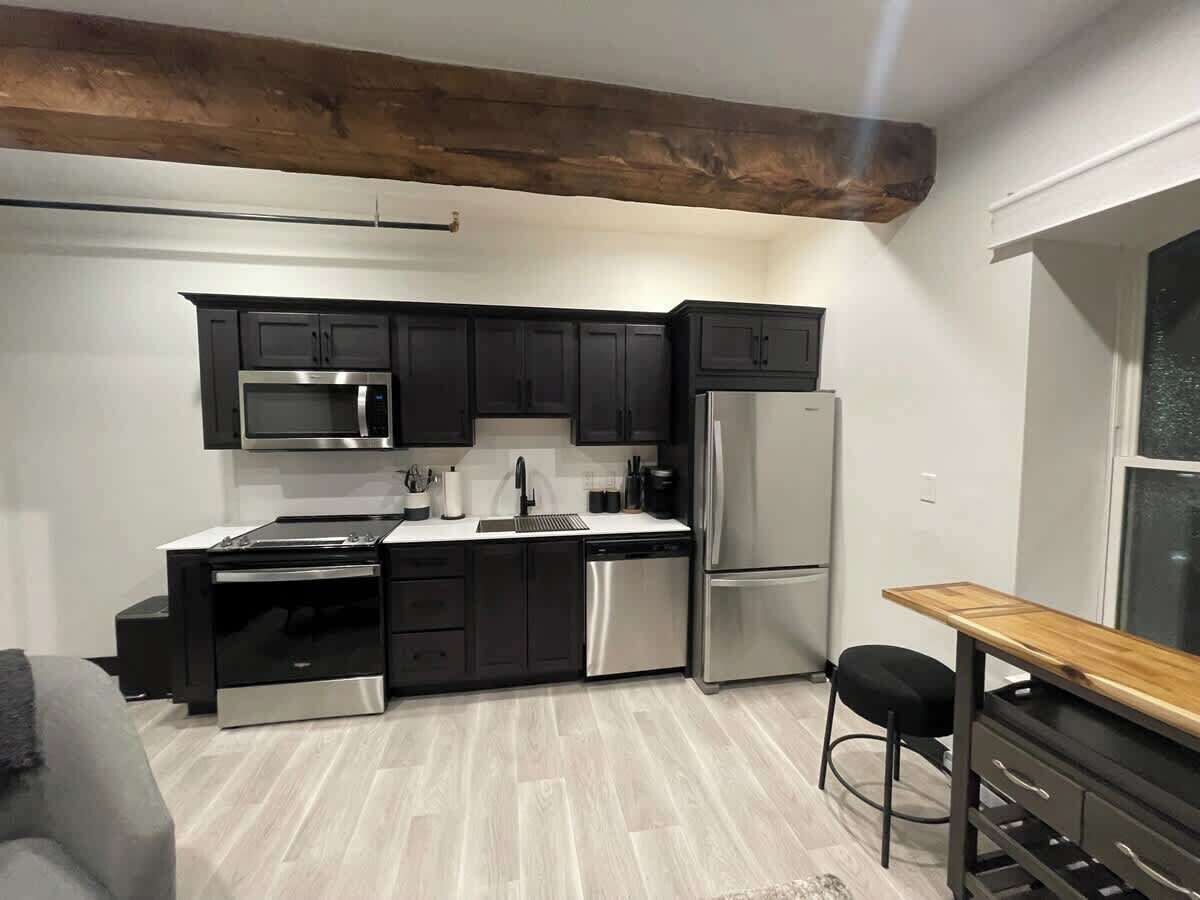 Fridge, microwave, oven, dishwasher