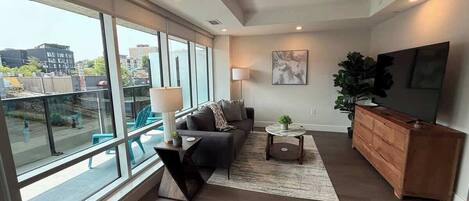 Télévision, espaces bureaux