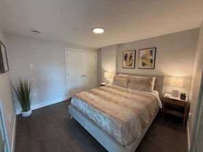 1 soverom, strykejern/-brett, reiseseng for barn og wi-fi