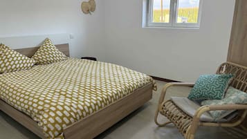 2 chambres, fer et planche Ă repasser, Wi-Fi, draps fournis