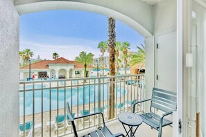 Pool - “Spacious 1BR Grand Suite | Full Kitchen, Balcony & Near Universal Parks” (Orlando)