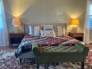 4 bedrooms, WiFi, bed sheets