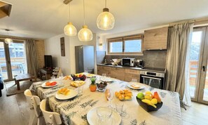 Dining - Apartment in Vars Les Claux Near Slopes (Vars)