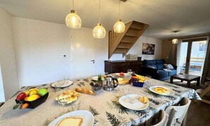 Dining - Apartment in Vars Les Claux Near Slopes (Vars)