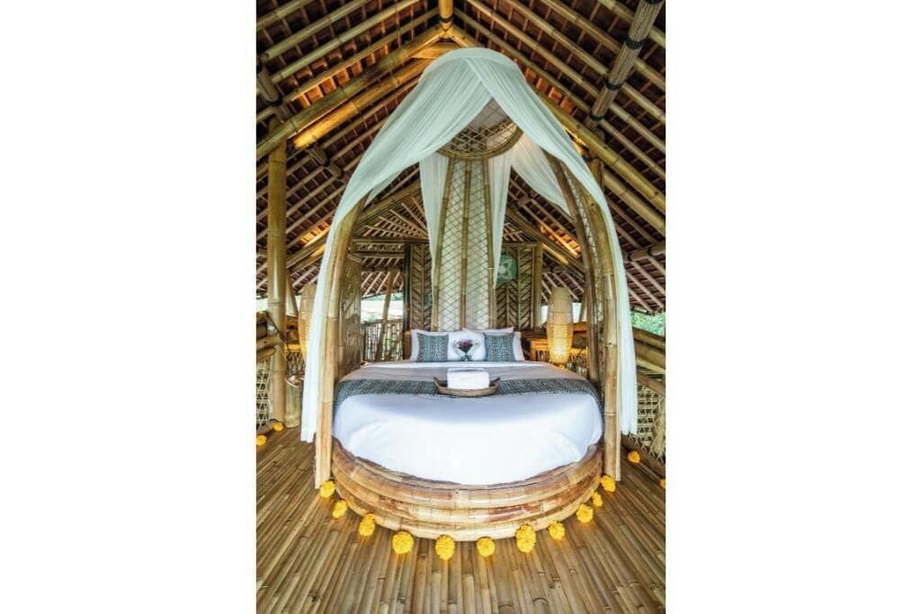 1 bedroom, internet, bed sheets