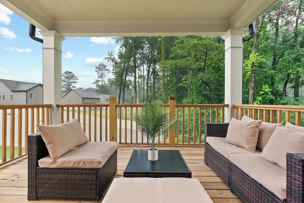 Property grounds - The Central Nest | Brand-New 2025 Build | 6BR KING (Duluth)