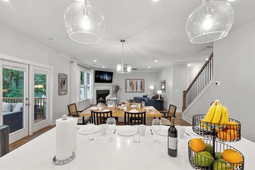 The Central Nest | Brand-New 2025 Build | 6BR KING