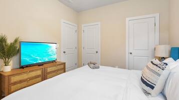 6 bedrooms, iron/ironing board, travel cot, WiFi