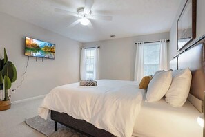 Iron/ironing board, travel cot, WiFi, bed sheets