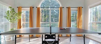 NEW Cozy Family House/KING Beds/Mins from MallofGA