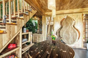 تناول الطعام