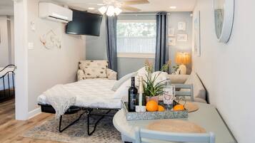 1 chambre, fer et planche Ă repasser, Wi-Fi, draps fournis