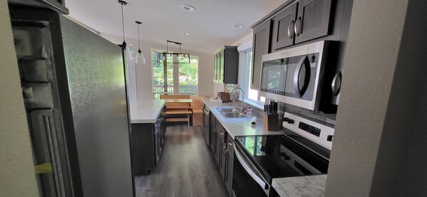 Microwave, oven, stovetop, dishwasher