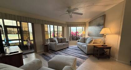 2/2 CONDO IN POPULAR GOLF VILLAGE AT SUN 'N LAKE! Overlooks golf course & pool!