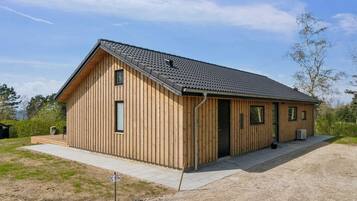 House | Bahagian luar