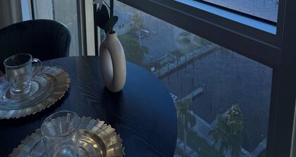 1-bedroom apartment with fitness room and AC in brilliant downtown Fort Myers