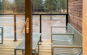 المنطقة المحيطة بالمنشأة