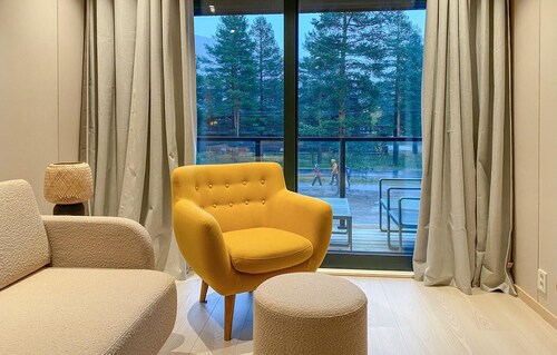 Beautiful home in Bjorli